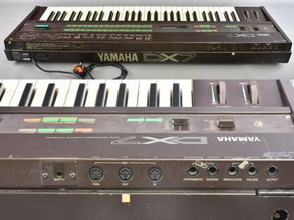 Yamaha-DX7 with voice ROM, needing service
